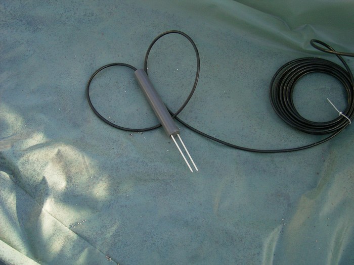 bodenfeuchte_tdr_sonde_02.jpg