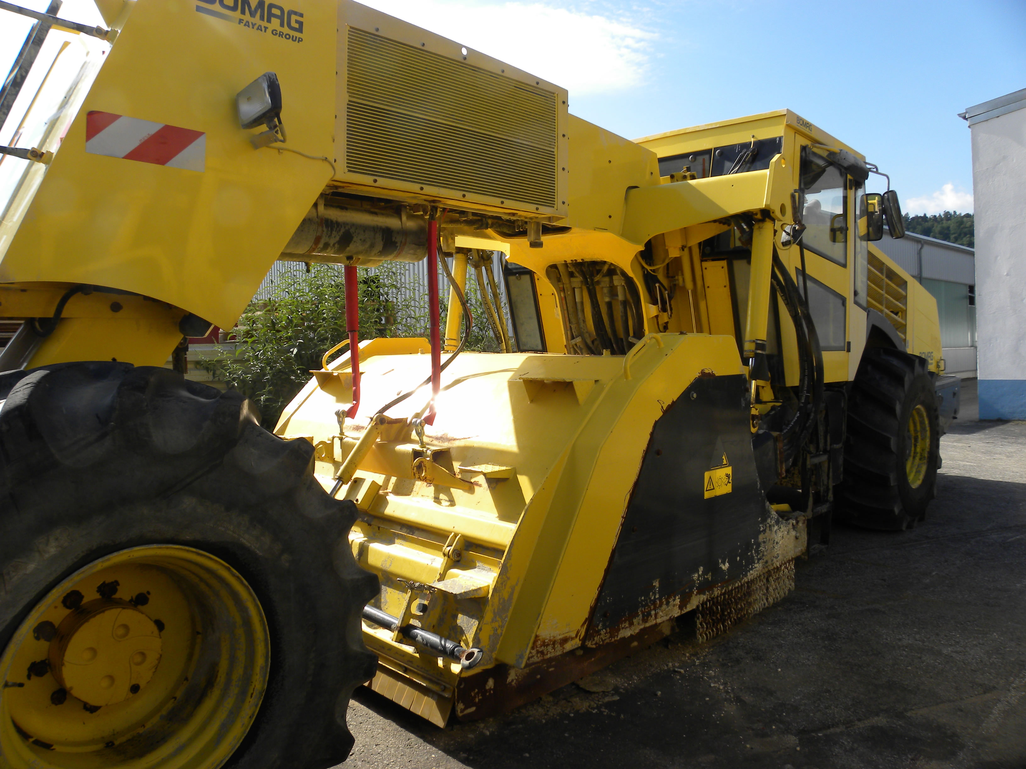 bomag (7)_JPG.jpg
