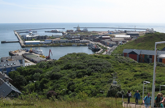 03_hafen_helgoland_2.jpg