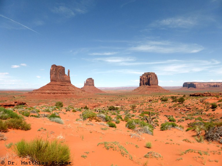 P1020829_Monument_Valley.jpg