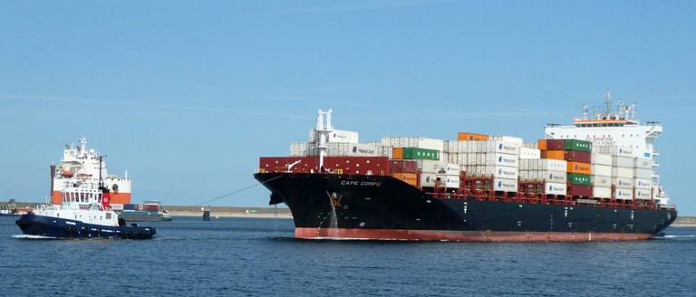 Maasvlakte Schlepper