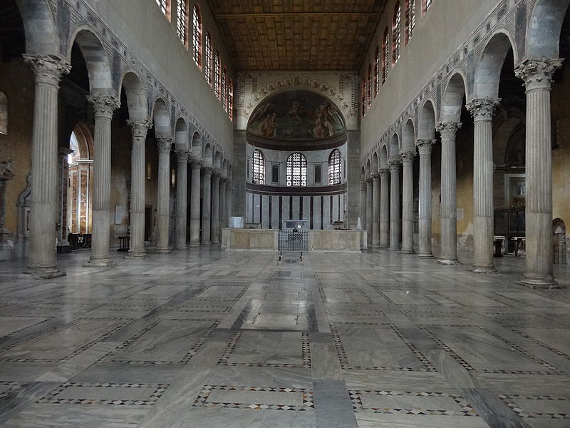 800px-Santa_sabina_internal.JPG