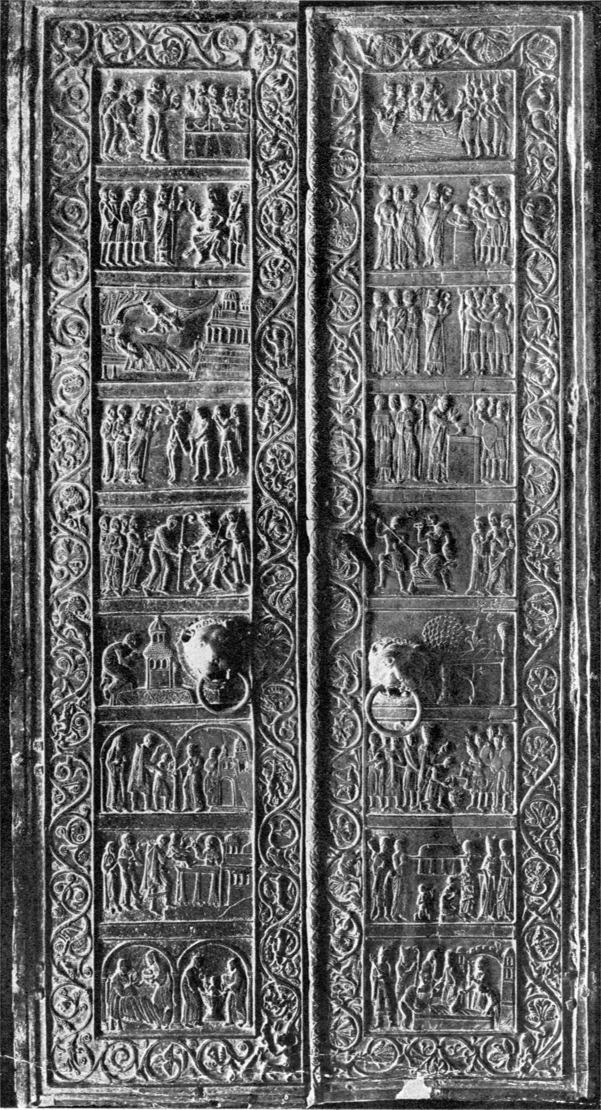 Gniezno_Cathedral_door.jpg