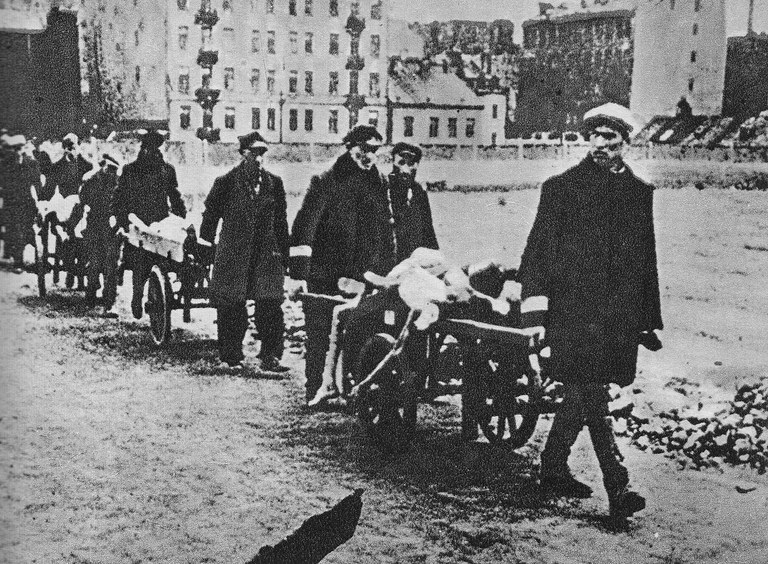 Transfer_of_the_dead_Warsaw_Ghetto_August_1941.jpg Transfer_of_the_dead_Warsaw_Ghetto_August_1941.jpg