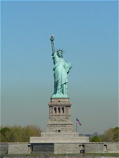 statue-liberty-240pix.jpg