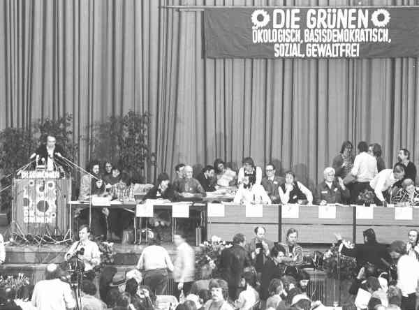 Gründungsparteitag der Grünen 1980 in Karlsruhe