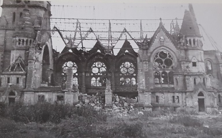 b14.jpg b14.jpg