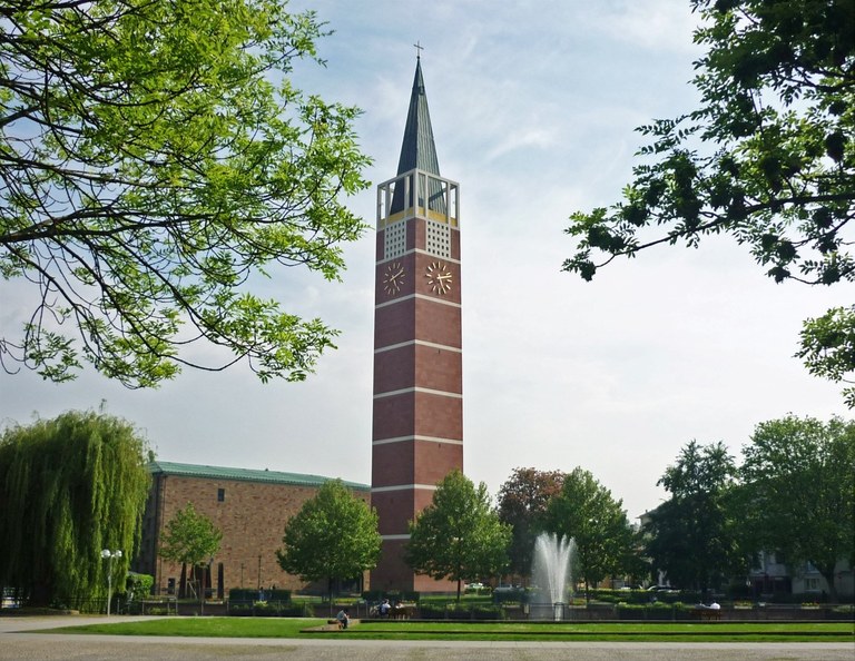 b15.jpg b15.jpg