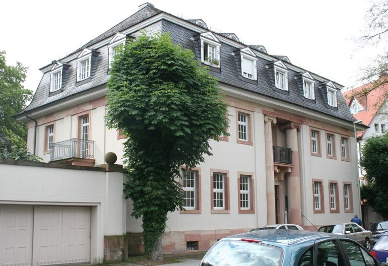 b7.jpg b7.jpg