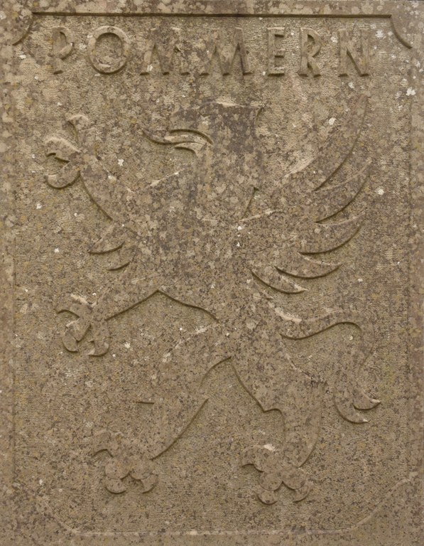 b10.JPG b10.JPG