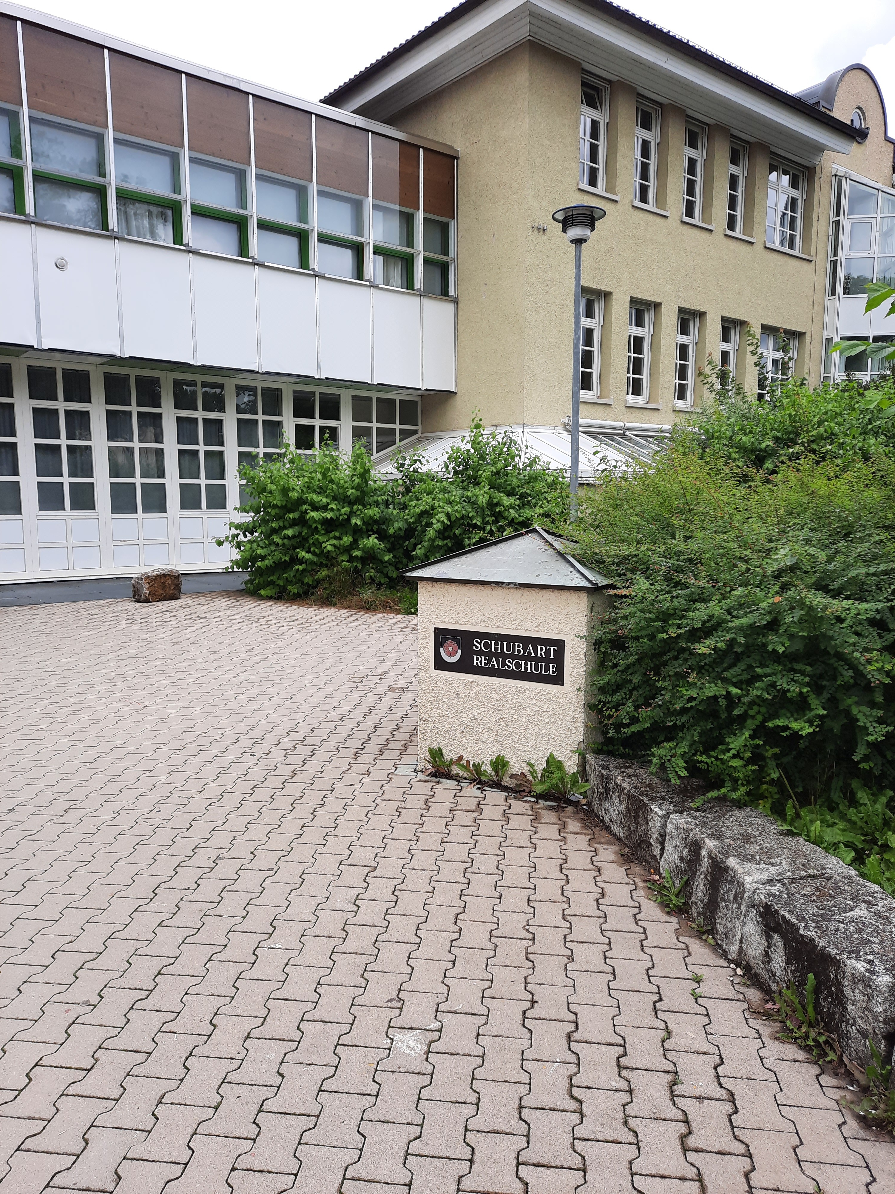 b13.jpg