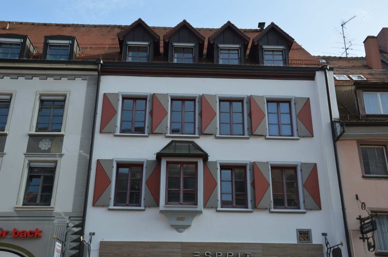 b18 Herrentrinkstube der Herrenzunft.jpg