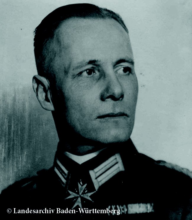 b2.jpg b2.jpg