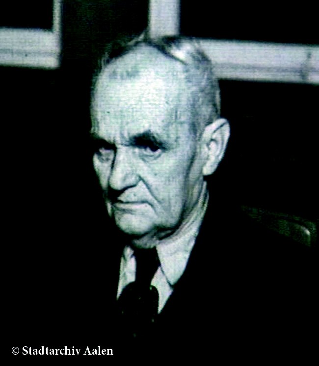 b5.jpg b5.jpg