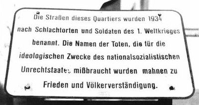 Die Mitte der Achtzigerjahre angebrachte und heute (2018) nicht mehr vorhandene Tafel zur Geschichte des 'Heldenviertels'