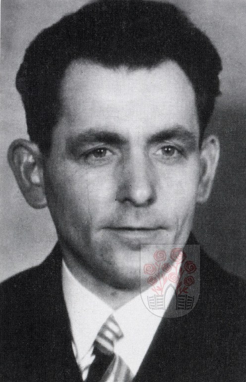 b13.jpg b13.jpg
