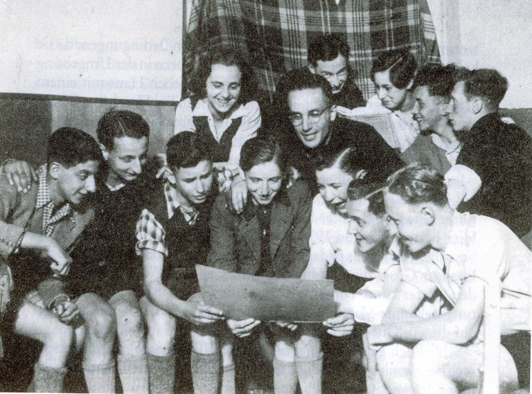 B5.jpg B5.jpg