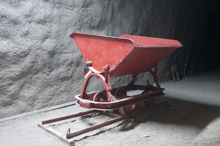 b30.jpg