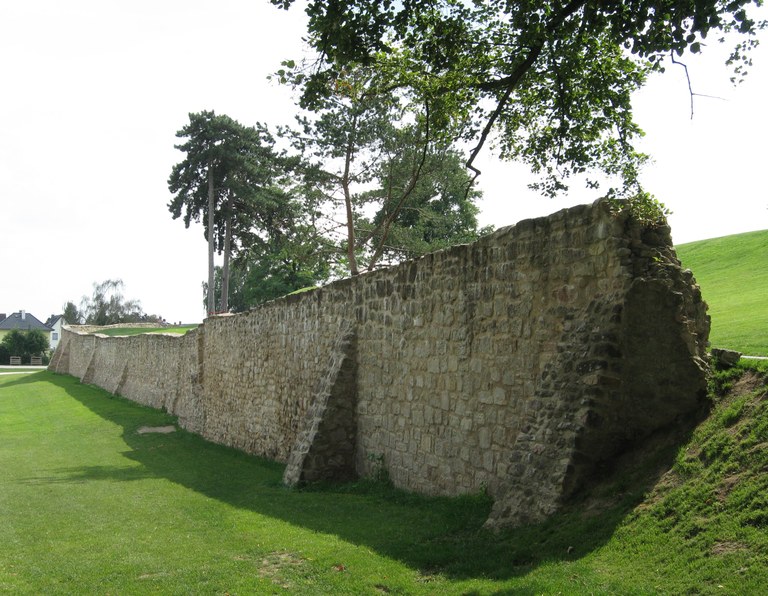 B5_Klostermauer.jpg