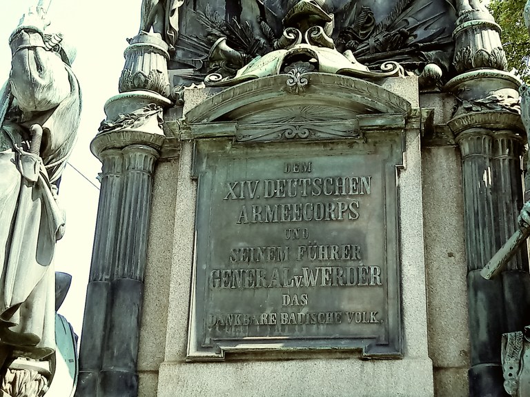 b6.jpg b6.jpg