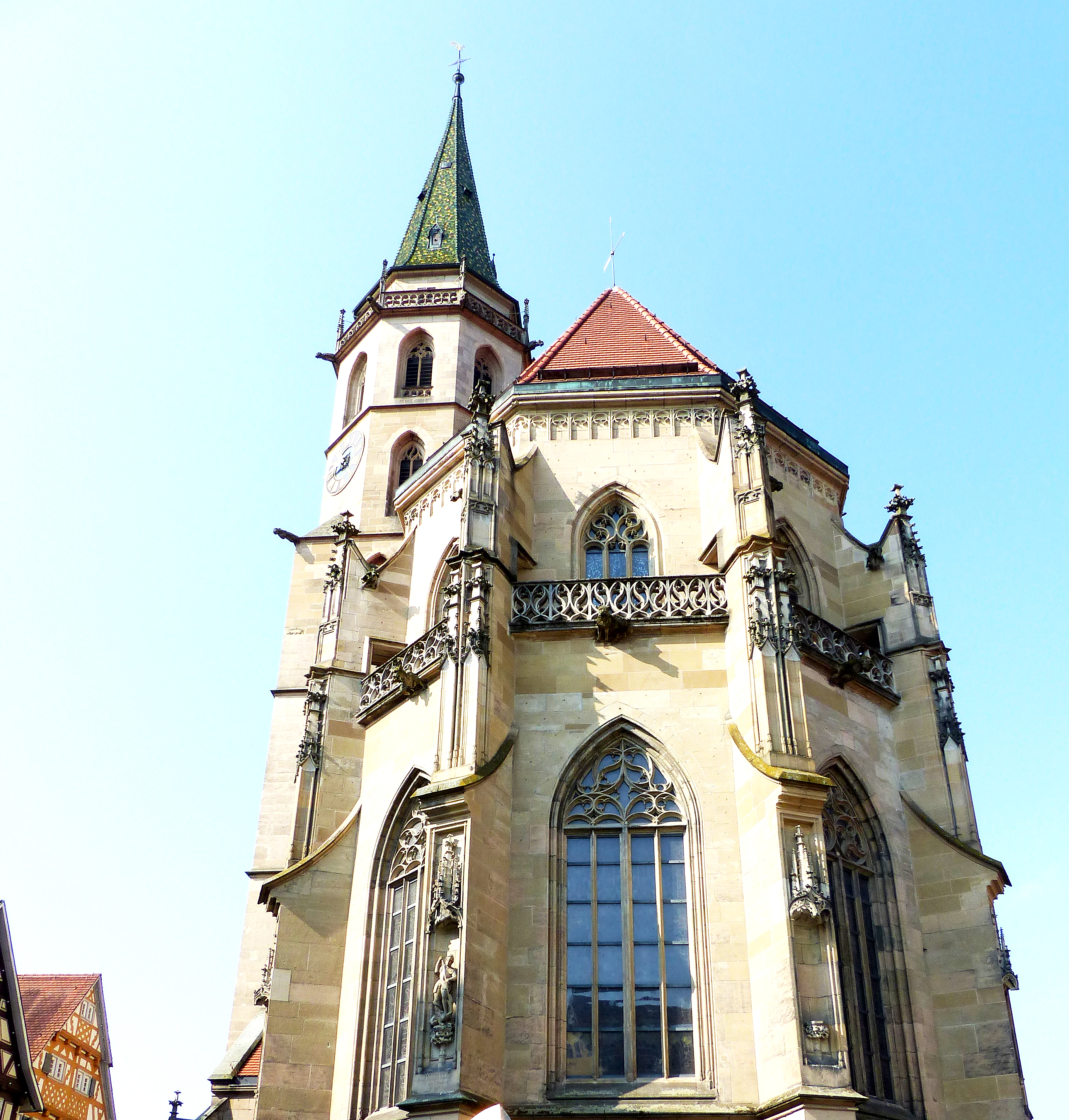 B12 Kirche.jpg