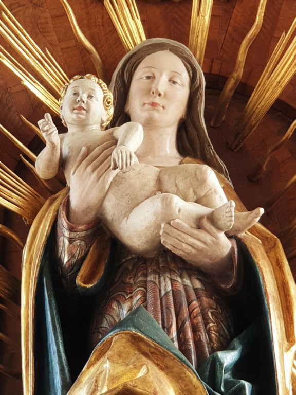 B7 Madonna 1.jpg