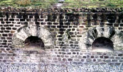 Villa rustica Karlsruhe-Durlach. Kellerraum des Westrisaliten mit Lichtschacht