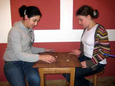 Beim Mühlespielen 