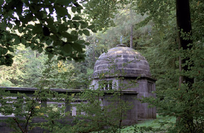 Mausoleum des aus Steinsfurt stammenden Hermann Weil