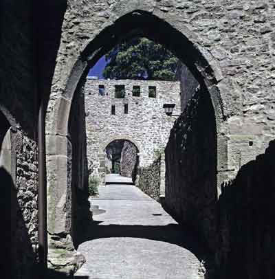 Südeingang der Burg Hohenbaden