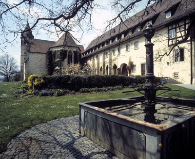 Klosterkirche mit Chor und Refektorium