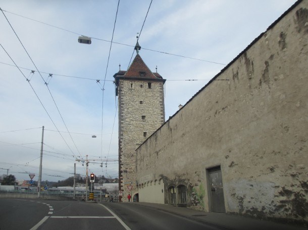 B1_Obertor_mit_Mauer.jpg