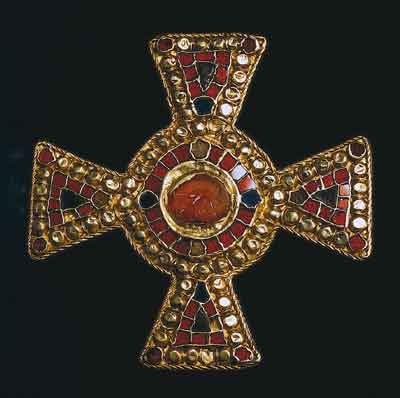 Goldene Kreuzfibel