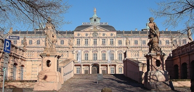 astatter Barockresidenz, Ehrenhofseite