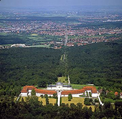 Luftaufnahme: Achse Ludwigsburg - Solitude