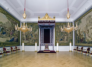 Rekonstruierter Thronsaal im Schlossmuseum 2007