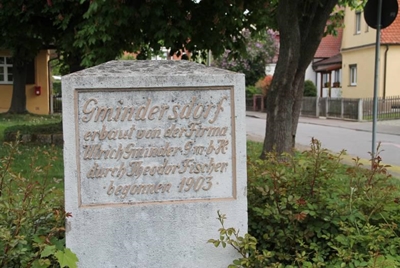  Gedenktafel am Eingang zum Gmindersdorf, Reutlingen