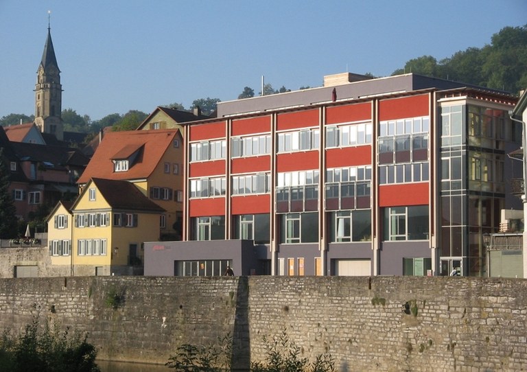 b12.jpg