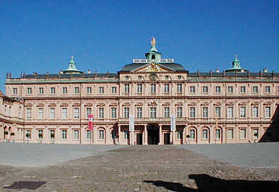 11schloss_panorama.jpg