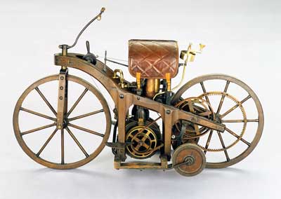 Der von Daimler und Maybach 1885 entwickelte 