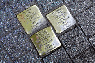 stolpersteine.jpg