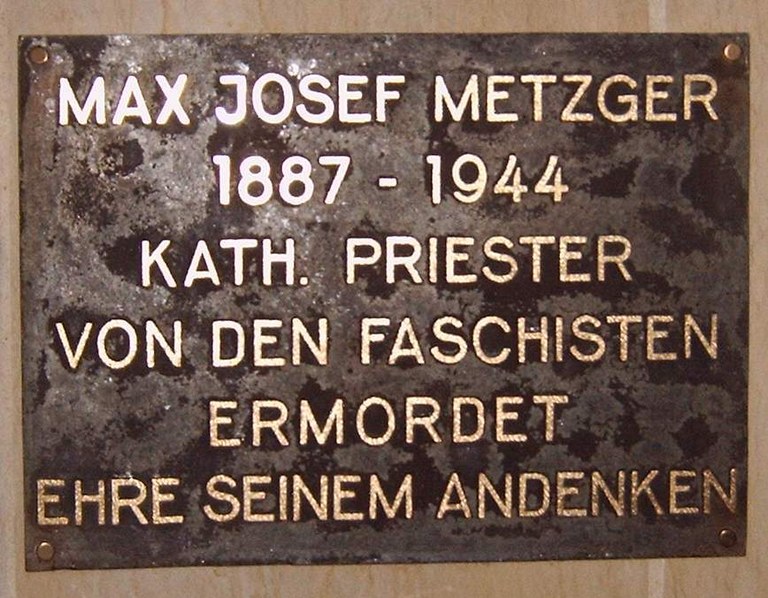 b 10 Metzger_Gedenktafel.jpg
