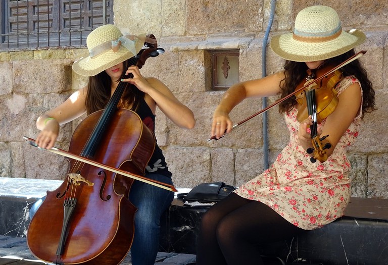 Straßenmusiker Cello Geige