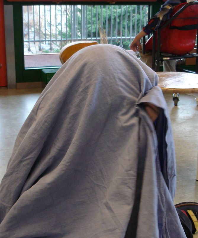 1_EinTuchSignalVersteckspiel.jpg
