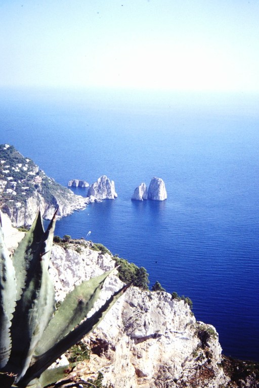 Capri, Faraglioni
