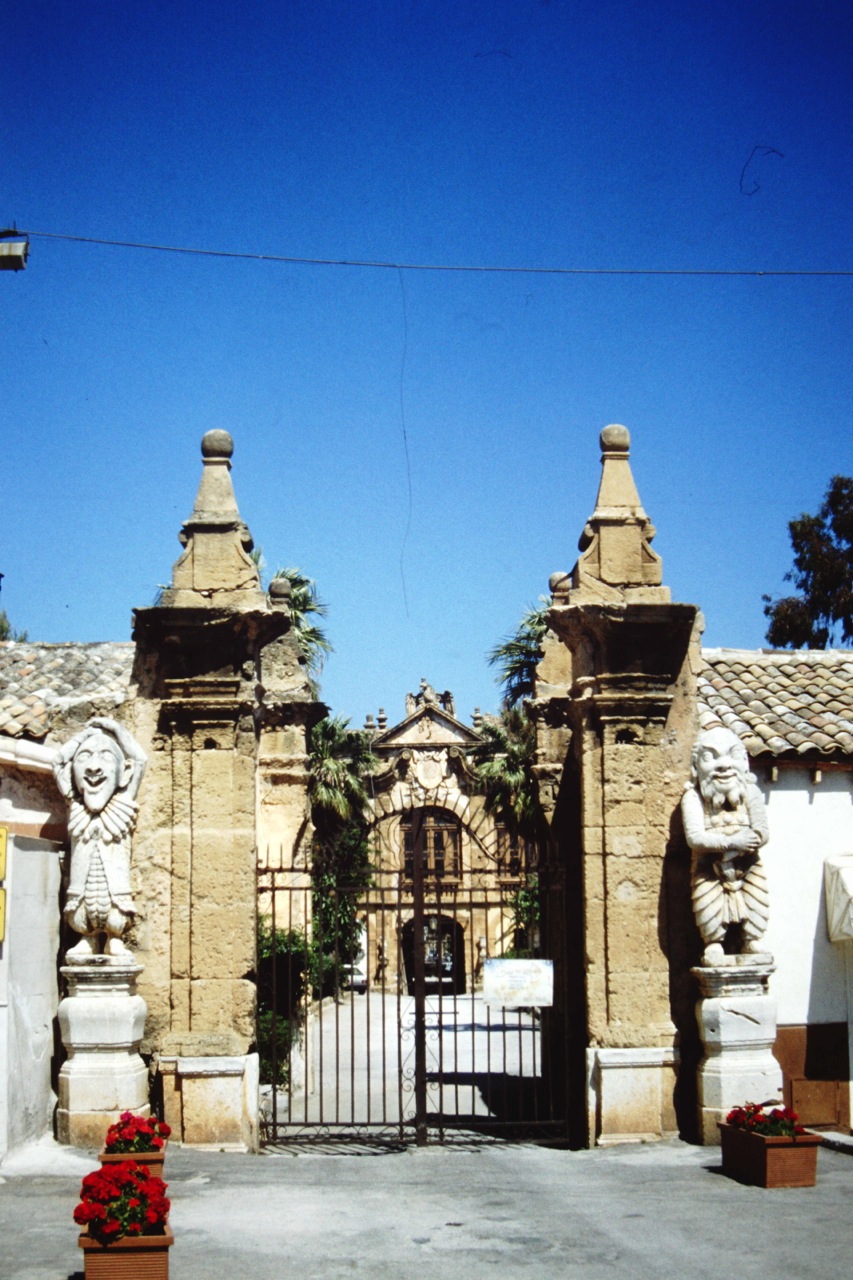 Bagheria, Villa Palagonia