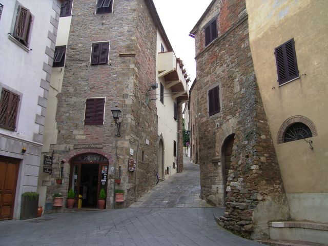 Pitigliano