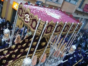 3-el-trono-de-la-virgen-300.jpg