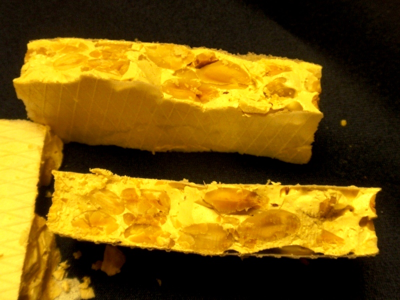 Turrón duro